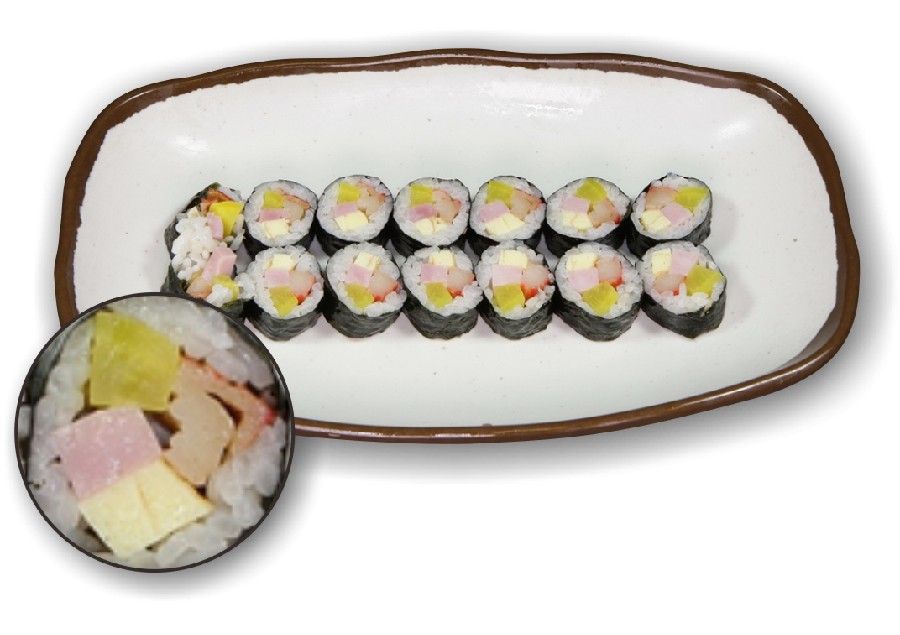 bunsikna-korea-food-pickled-radish-fish-cake-egg-and-ham